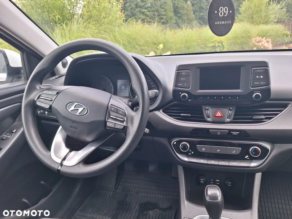 Hyundai i30 1.4 Family - 21