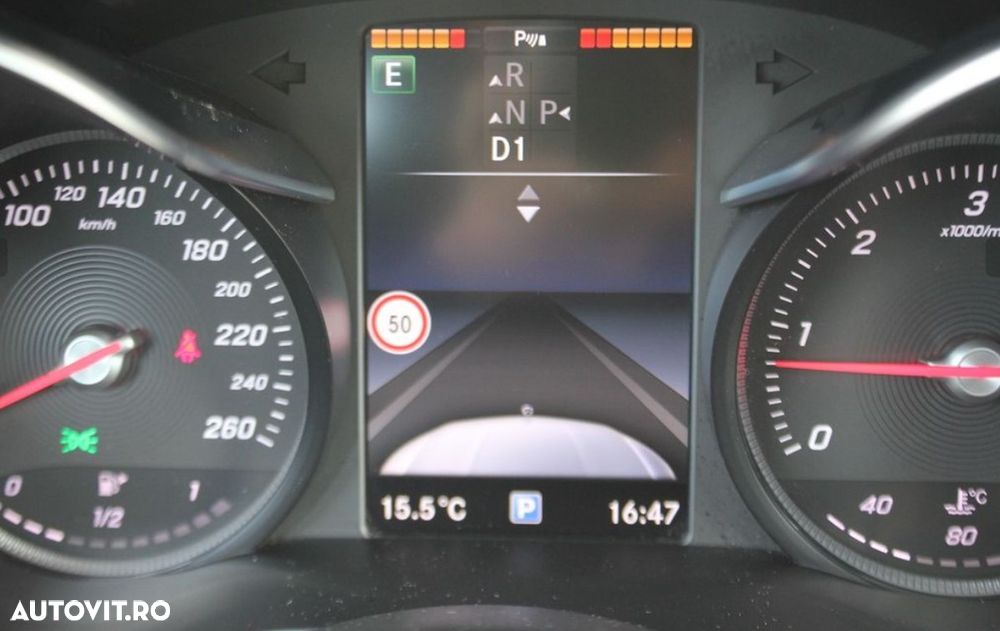 Mercedes-Benz GLC 220 d 4MATIC 9G-TRONIC - 10