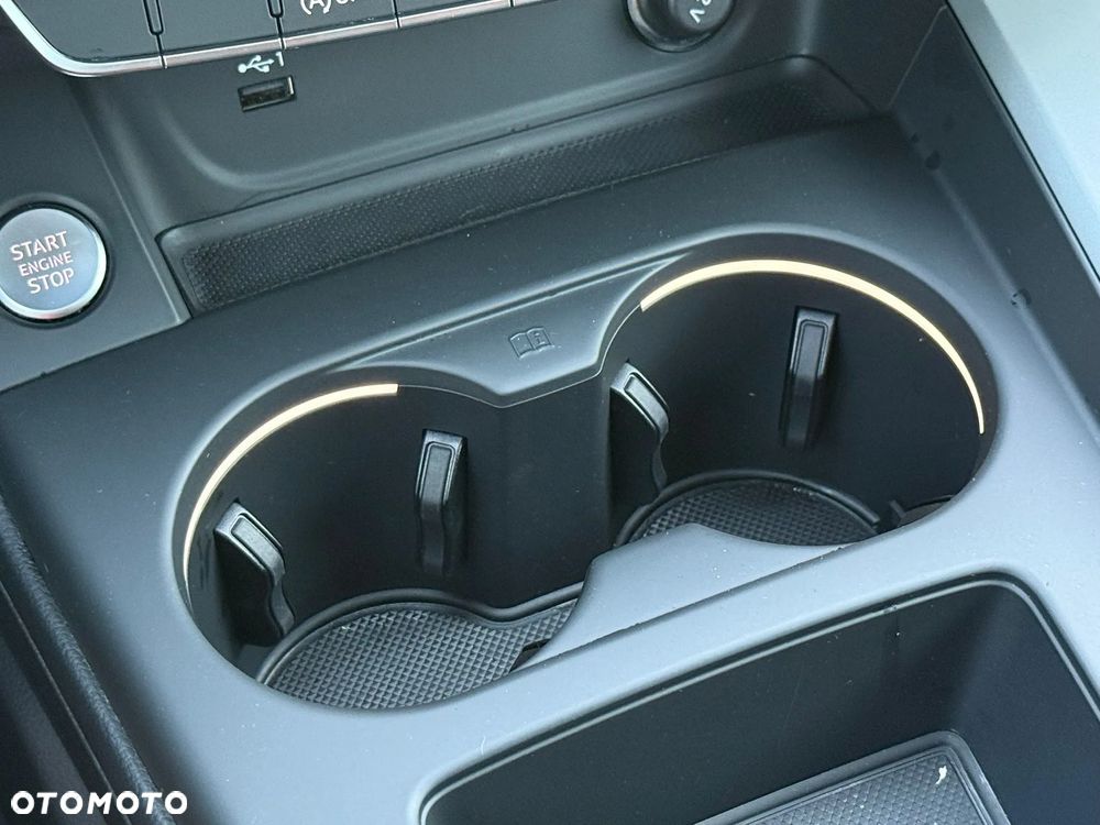 Audi A4 Avant 35 TDI mHEV S tronic - 32