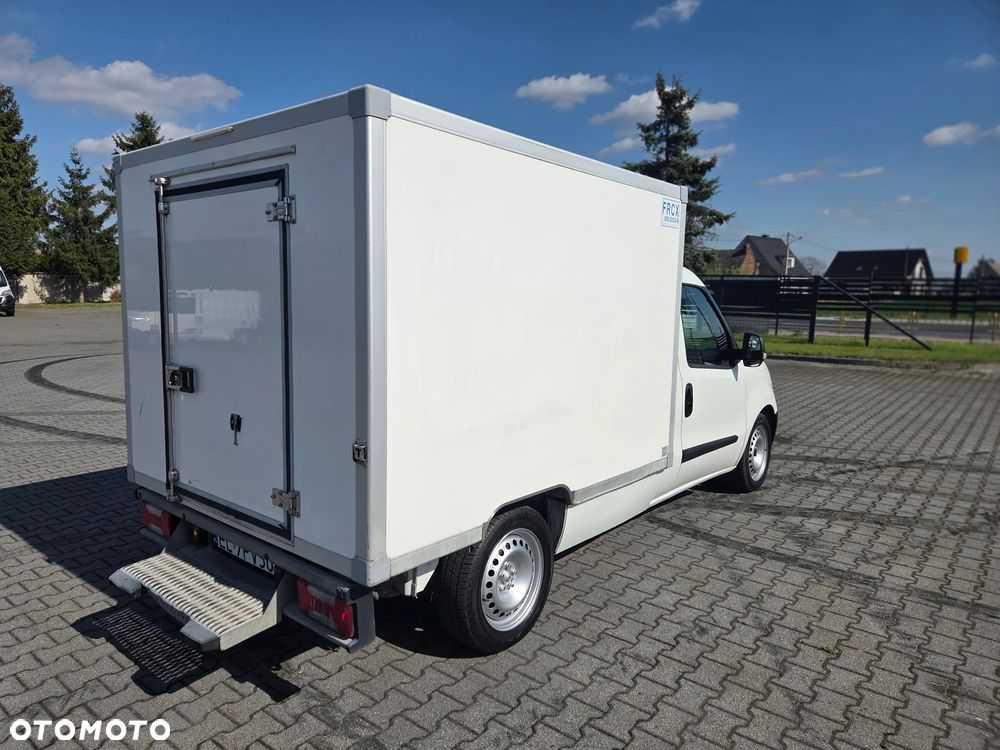 Fiat Doblo - 8