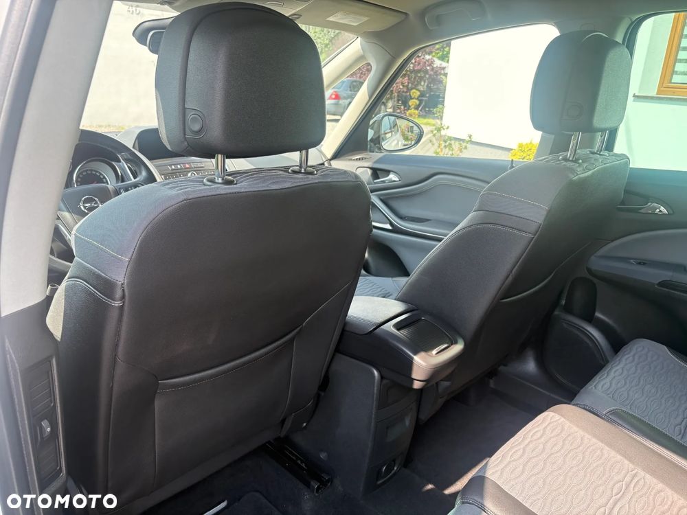 Opel Zafira - 17