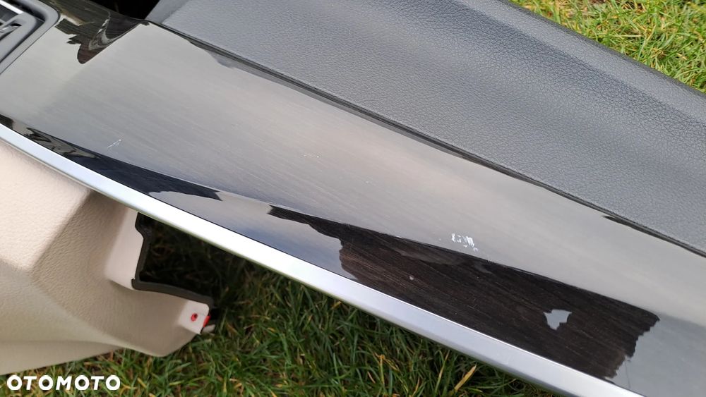 BMW F10 F11 DESKA ROZDZIELCZA KONSOLA KOKPIT EU - 14