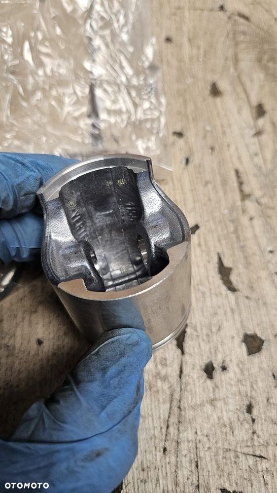 Tłok pierścień sworzeń Derbi Senda Airsal 06083448 - 7