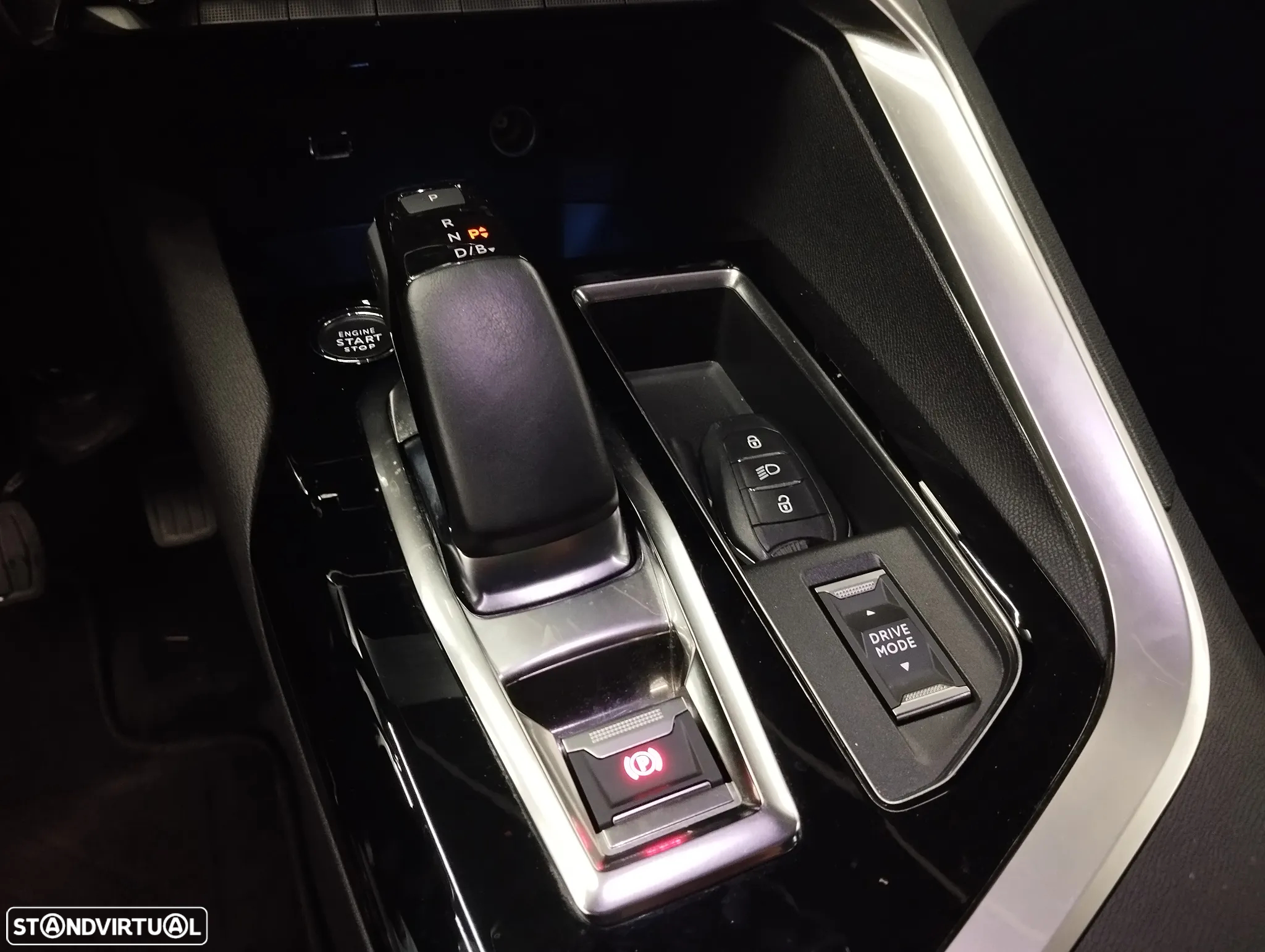 Peugeot 3008 1.6 Hybrid Allure Pack e-EAT8 - 35