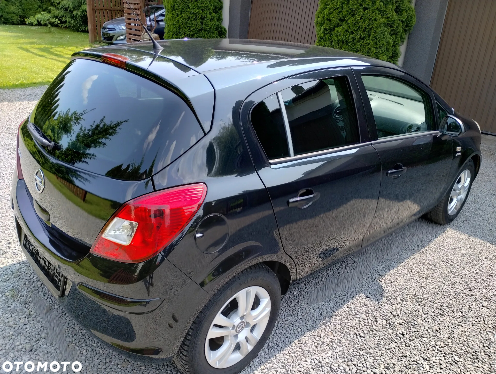Opel Corsa 1.4 16V Active - 14