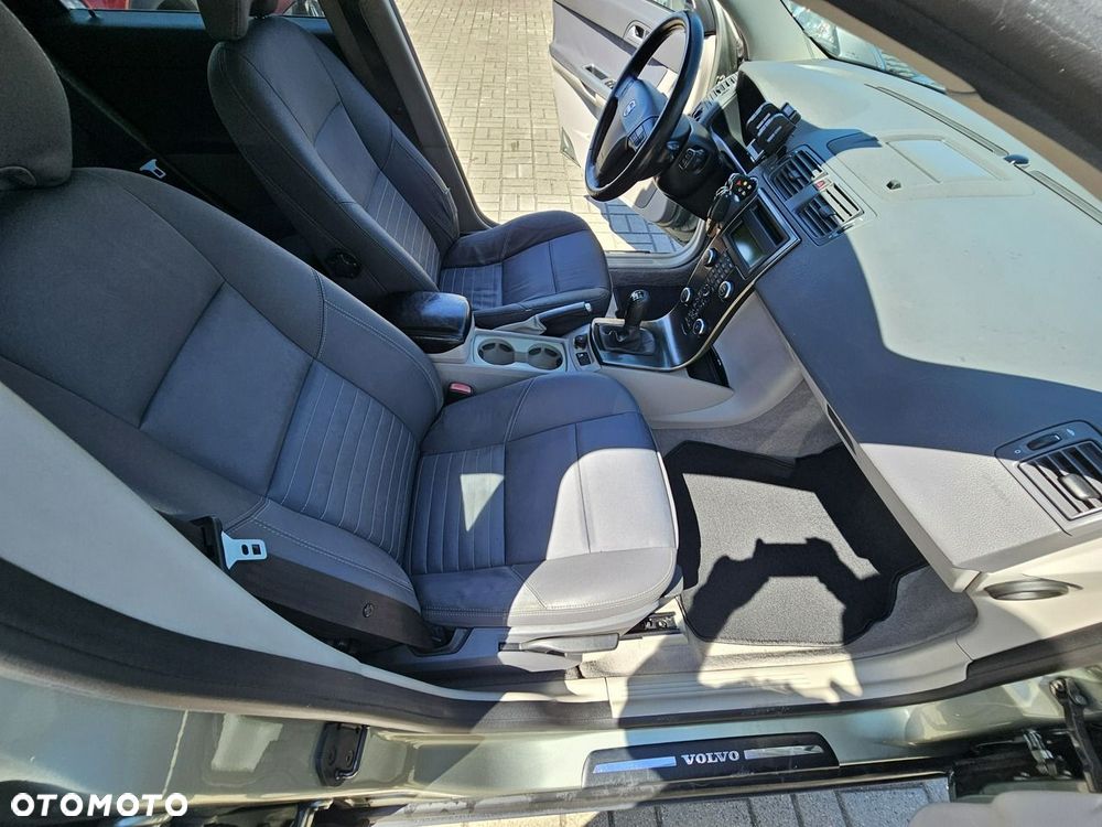 Volvo V50 - 29