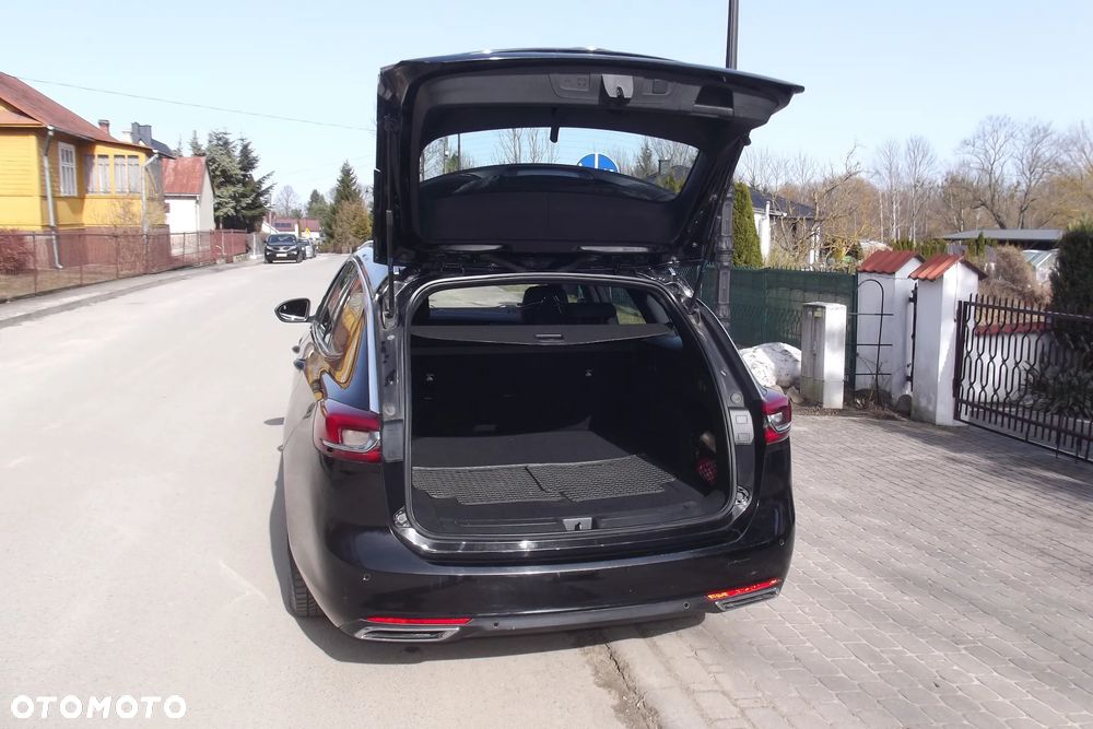 Opel Insignia - 14