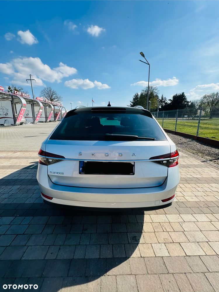 Skoda Superb 2.0 TDI Style DSG7 - 14