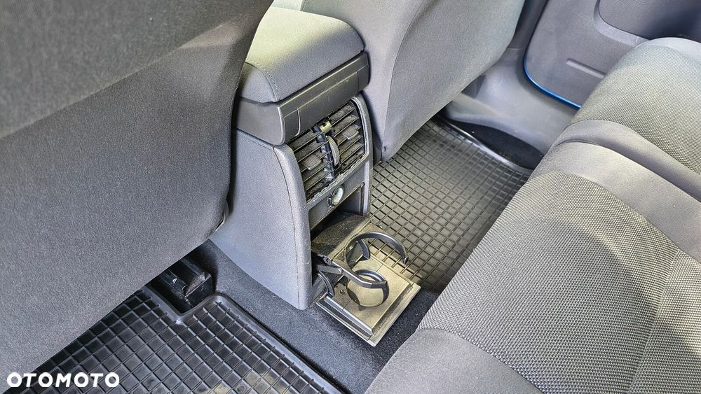 Volkswagen Caddy - 24