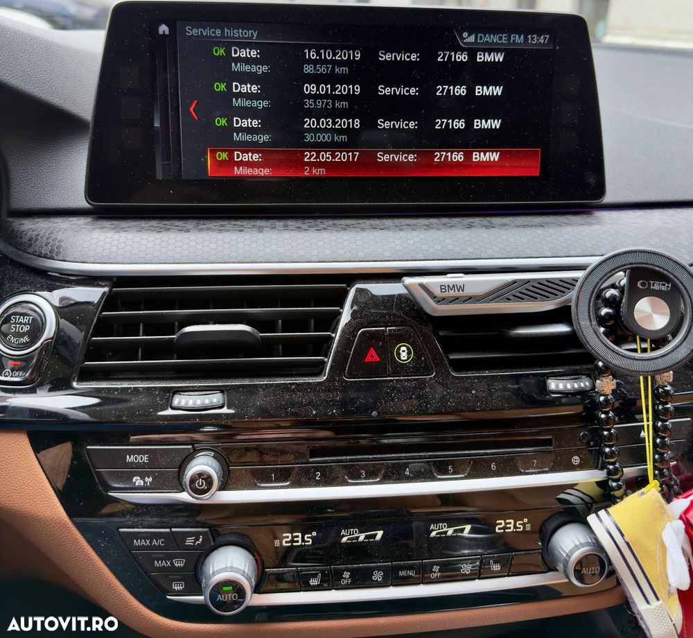 BMW Seria 5 530i xDrive Aut. - 14