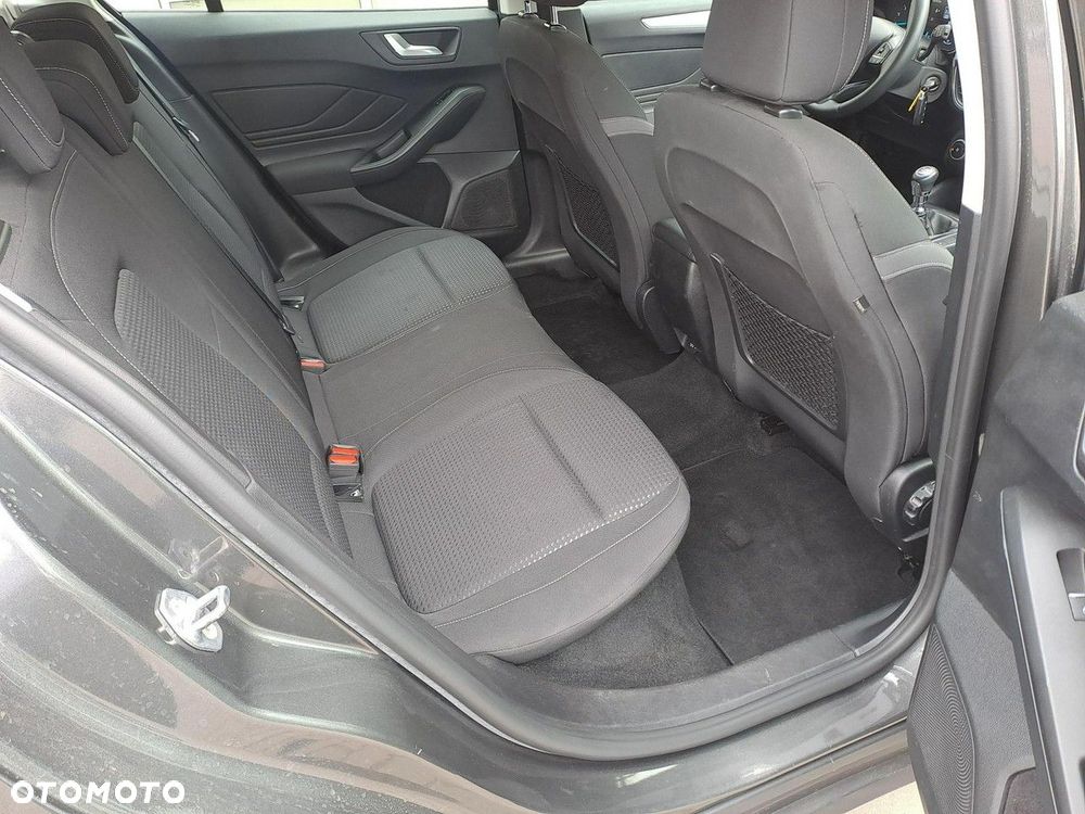 Ford Focus - 13