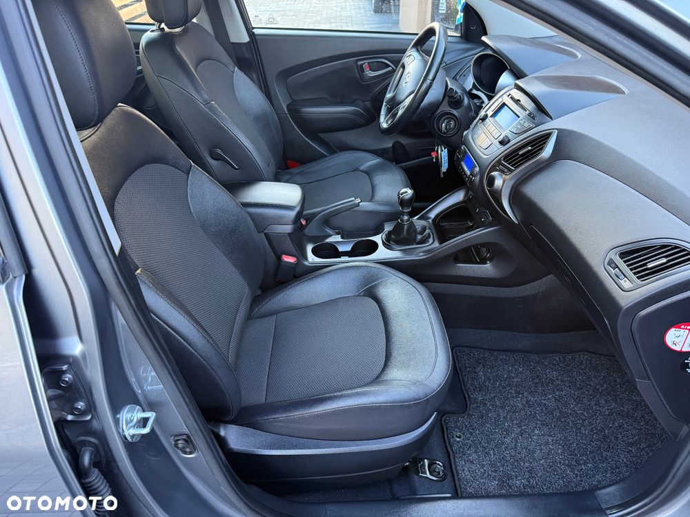 Hyundai ix35 1.7 CRDi 2WD Fifa World Cup Edition - 18