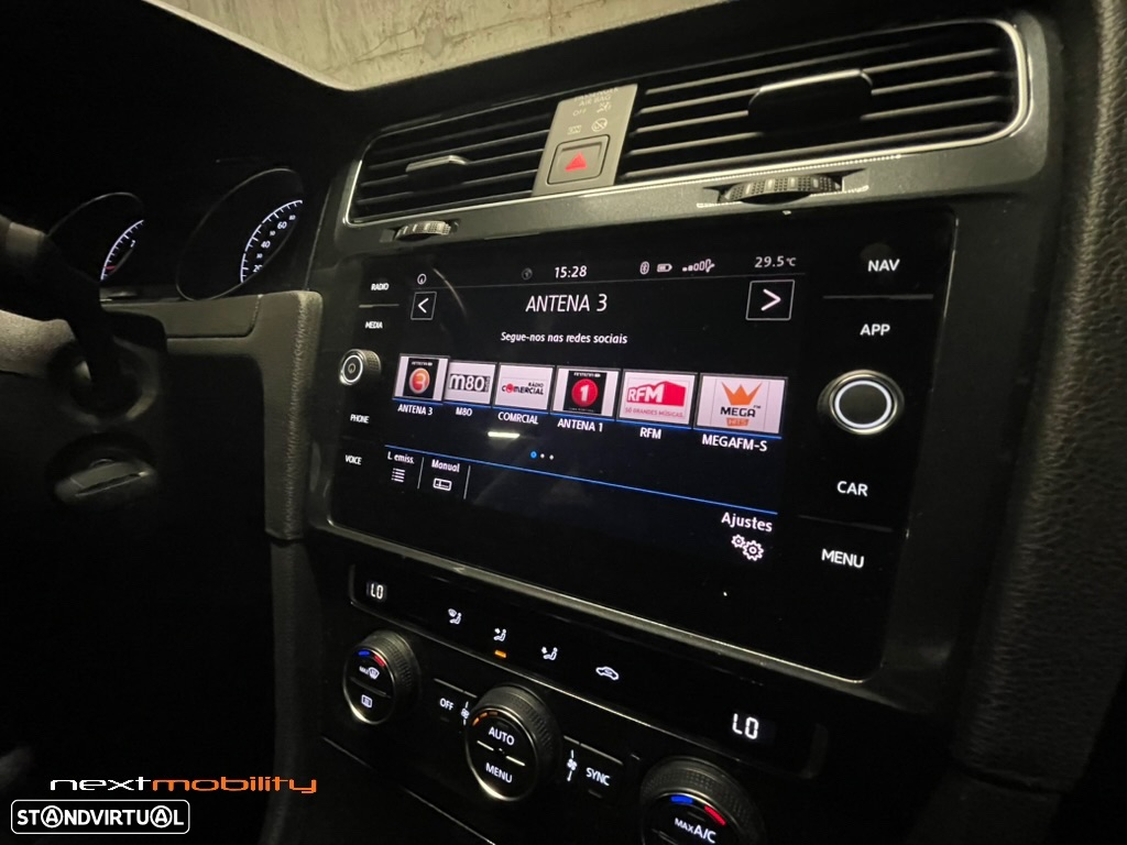 VW Golf Variant 1.6 TDi Confortline - 14