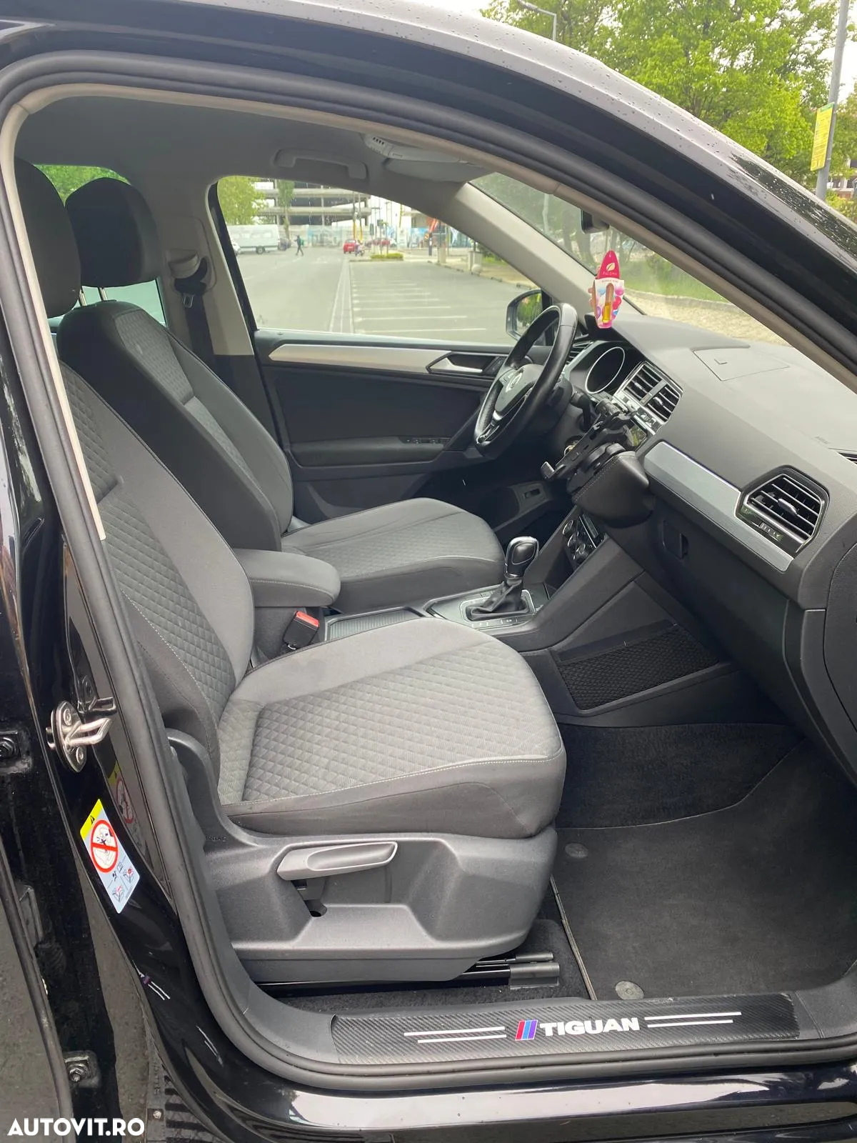Volkswagen Tiguan 2.0 TDI DPF DSG Comfortline - 9
