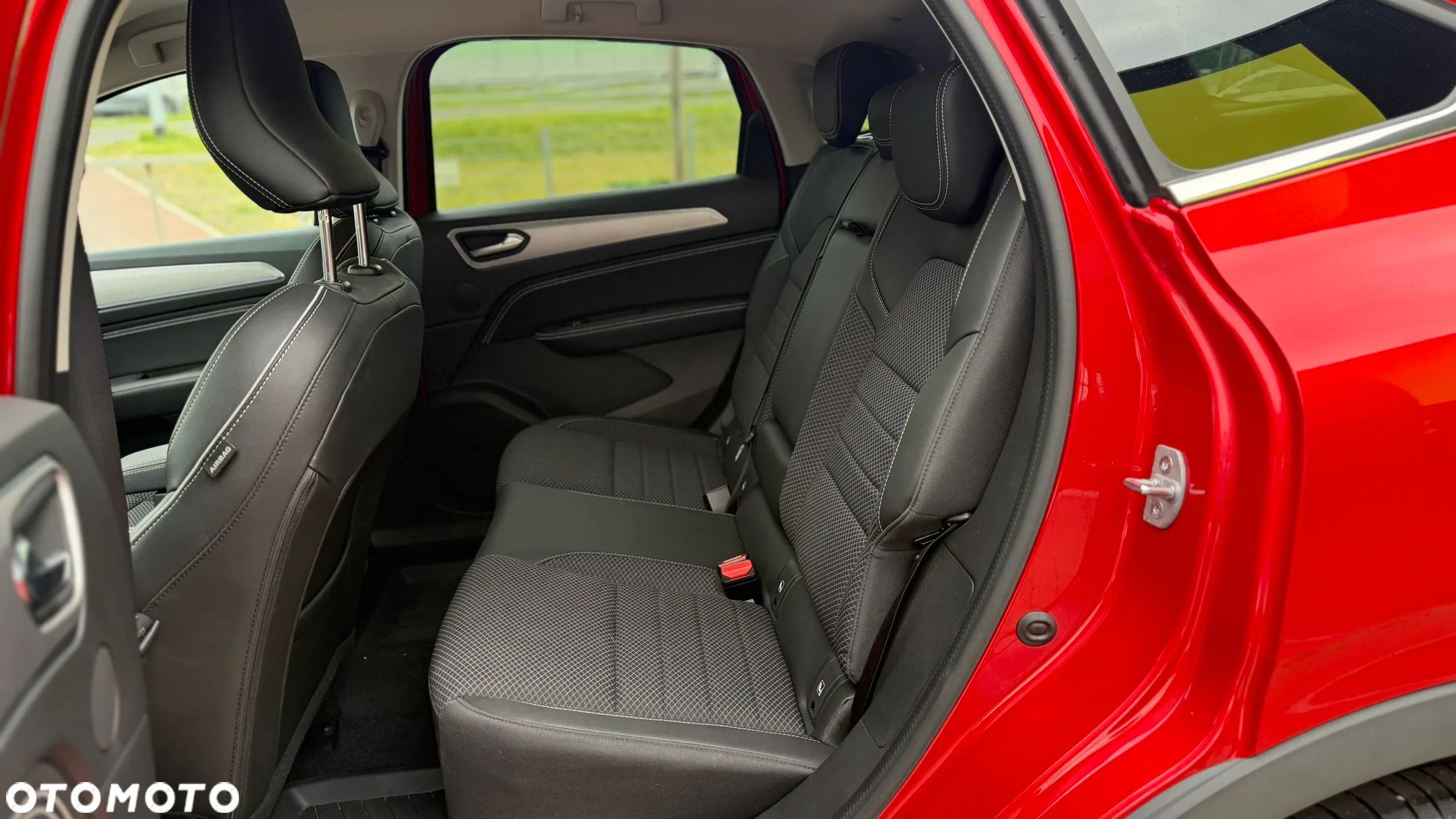 Renault Arkana 1.6 E-TECH Intens MMT - 26