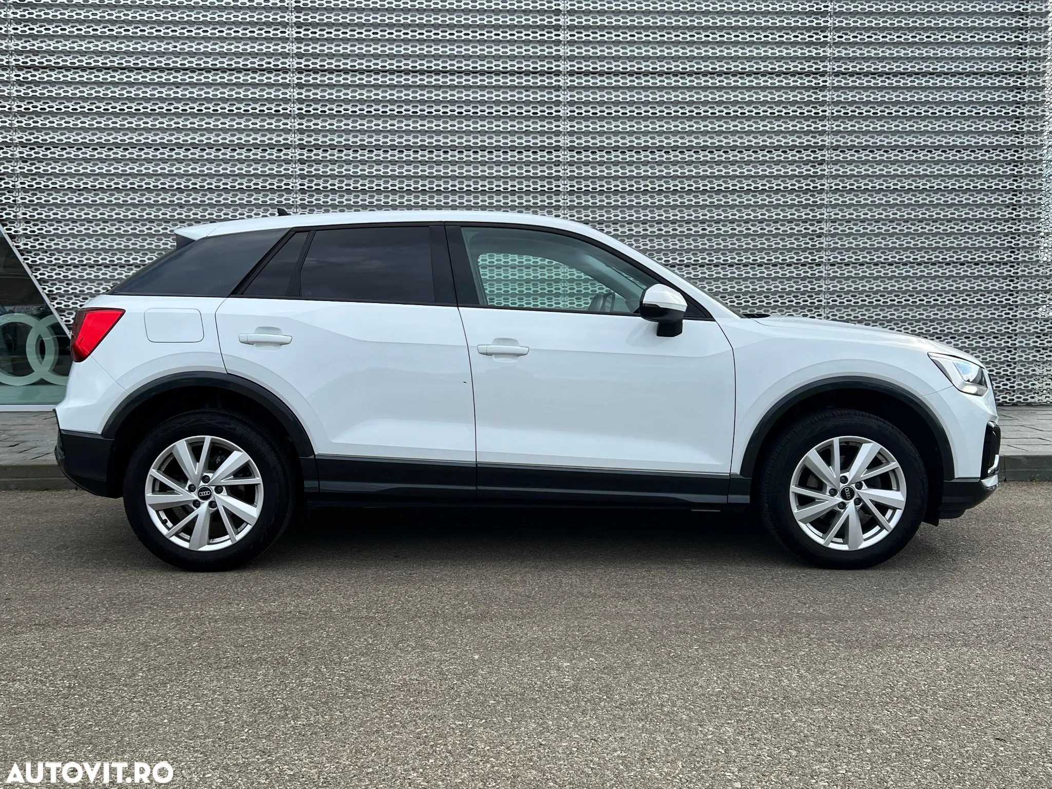 Audi Q2 35 TFSI S tronic sport - 3