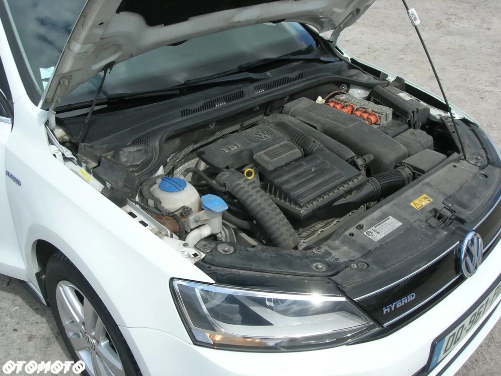 Volkswagen Jetta - 11