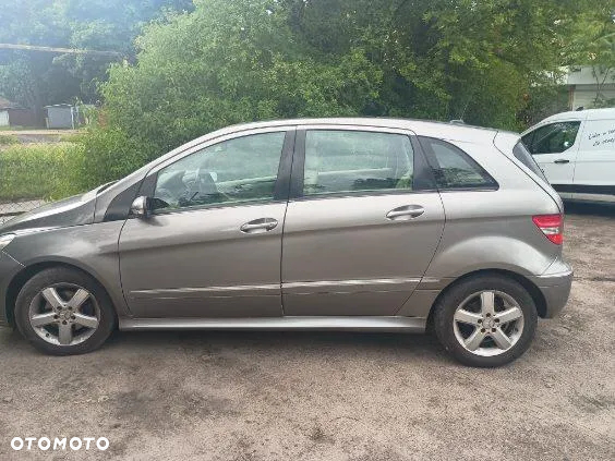 Mercedes-Benz Klasa B 180 CDI - 10