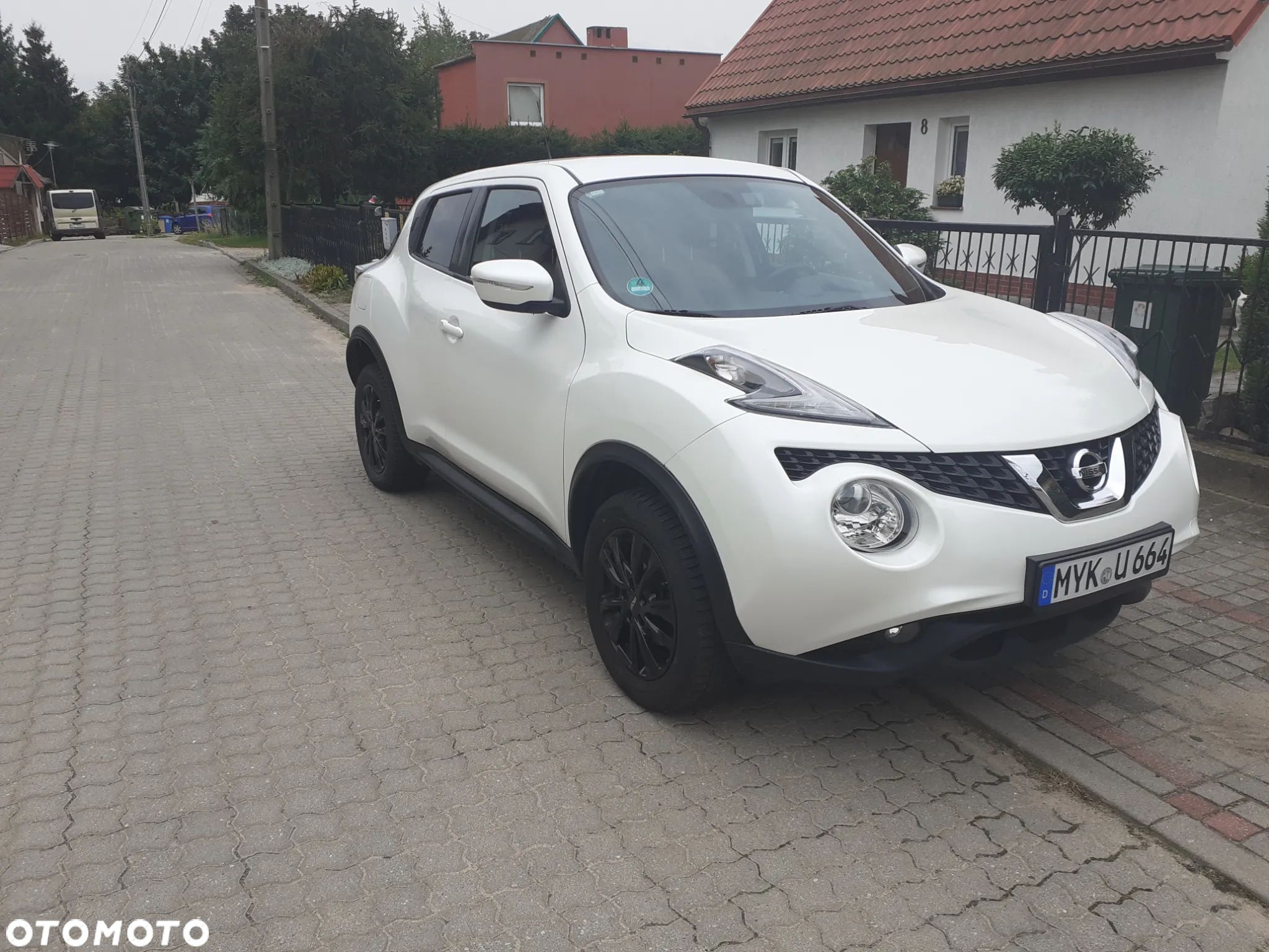 Nissan Juke 1.2 DIG-T Acenta EU6 - 1
