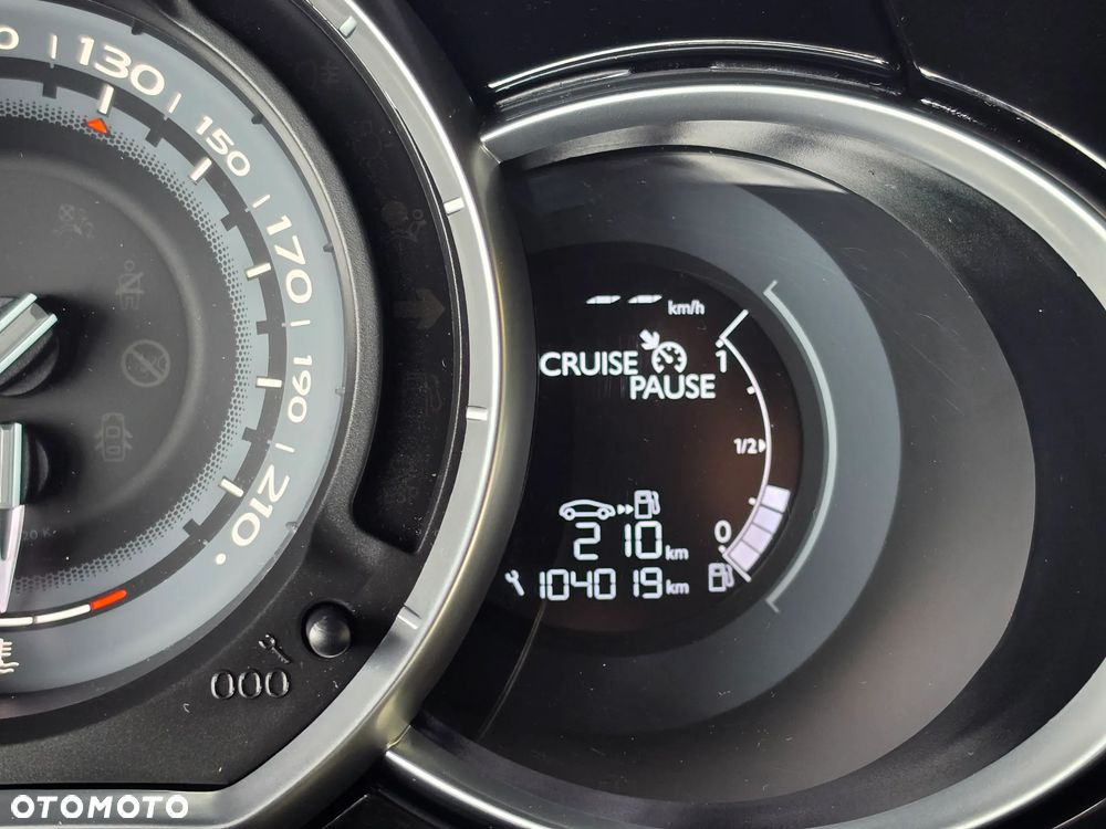Citroën DS3 VTi 120 SoChic - 19