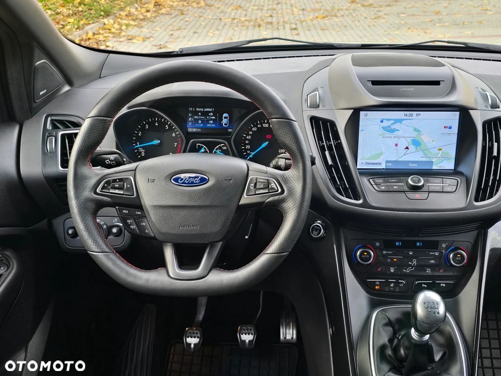 Ford Kuga 1.5 EcoBoost 2x4 ST-Line - 15