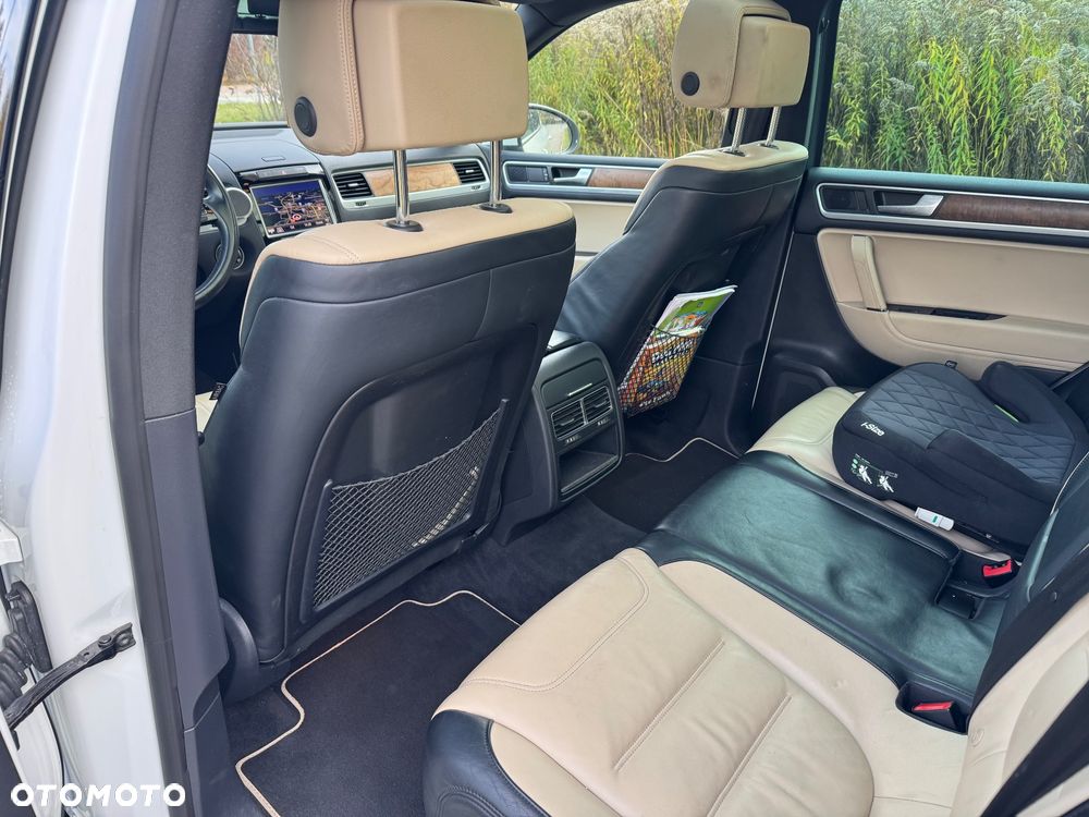 Volkswagen Touareg - 17