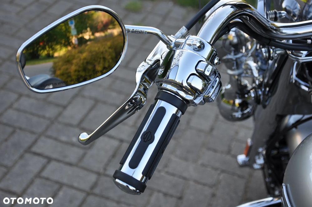 Harley-Davidson Softail Heritage Classic - 16