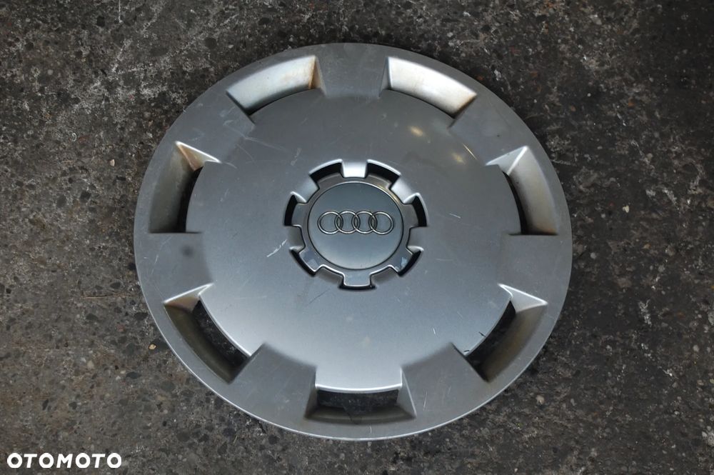 KOŁPAK FELGI AUDI A3 8P R16 8P0 - 2