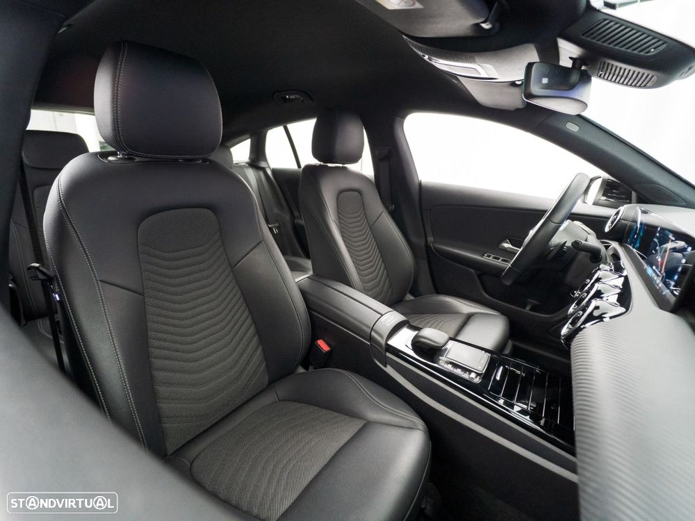 Mercedes-Benz CLA 250 e Shooting Brake Style Plus - 37