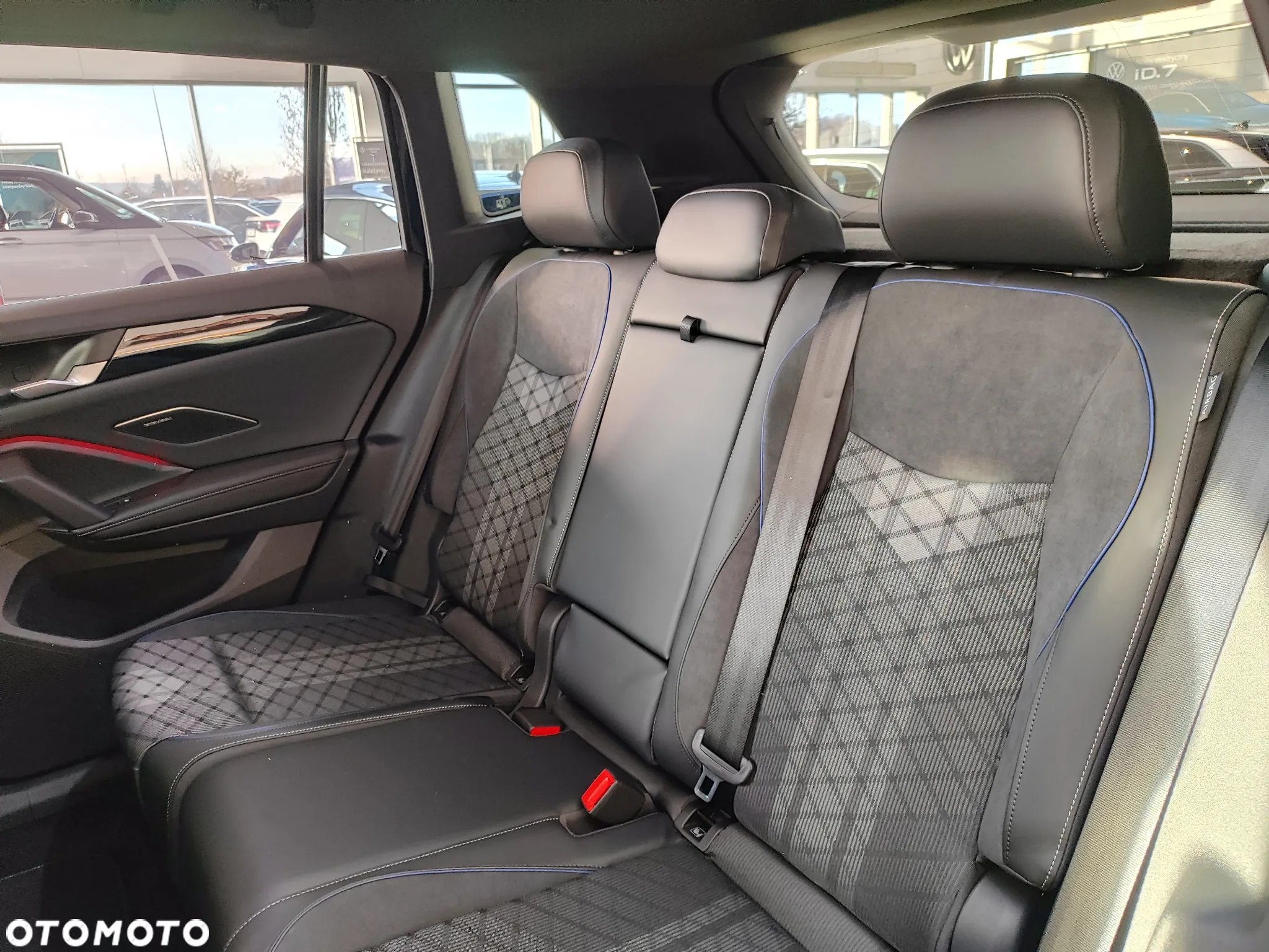 Volkswagen Tiguan 2.0 TSI 4Mot R-Line Plus DSG - 16