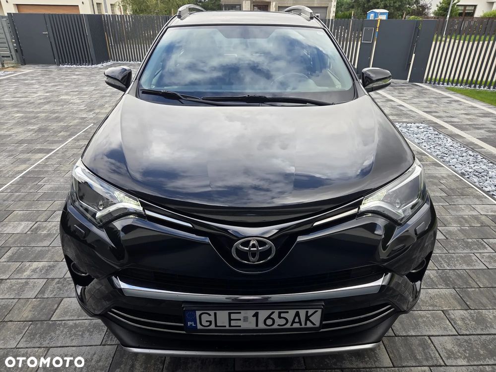 Toyota RAV4 2.0 D-4D Premium 4x2 - 17