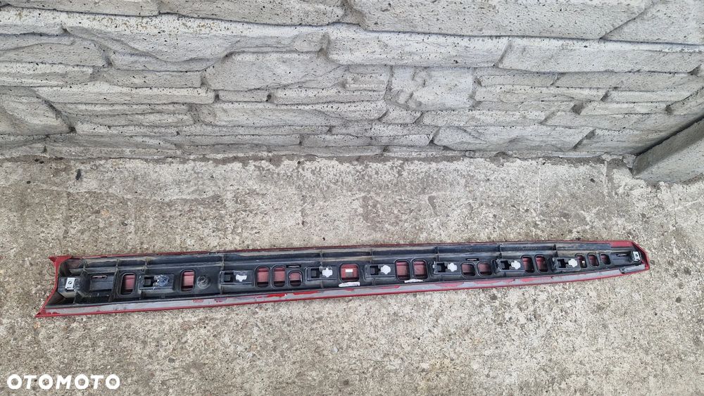 VOLKSWAGEN ARTEON LISTWA DRZWI PRZÓD PRAWY 3G8853970B - 2