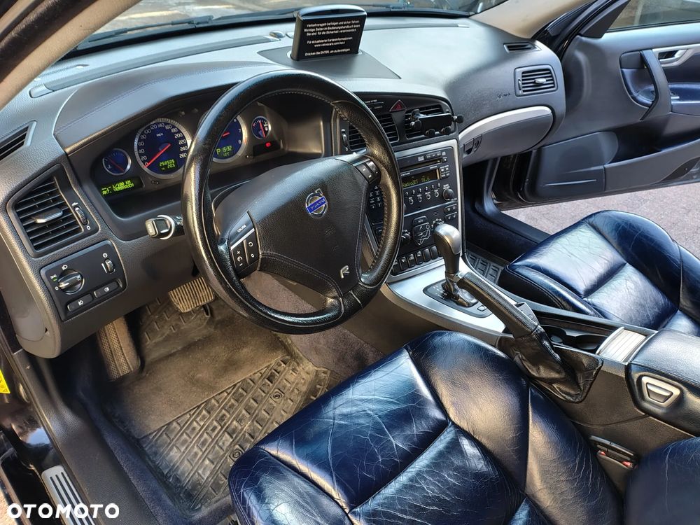 Volvo V70 2.5 R - 17