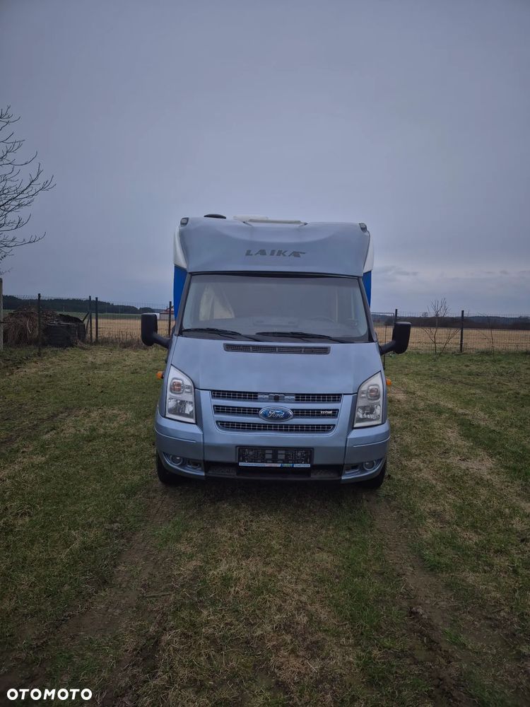 Ford Transit - 1