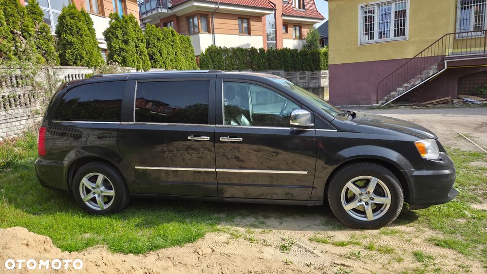 Lancia Voyager 2.8CRD Platinum - 30