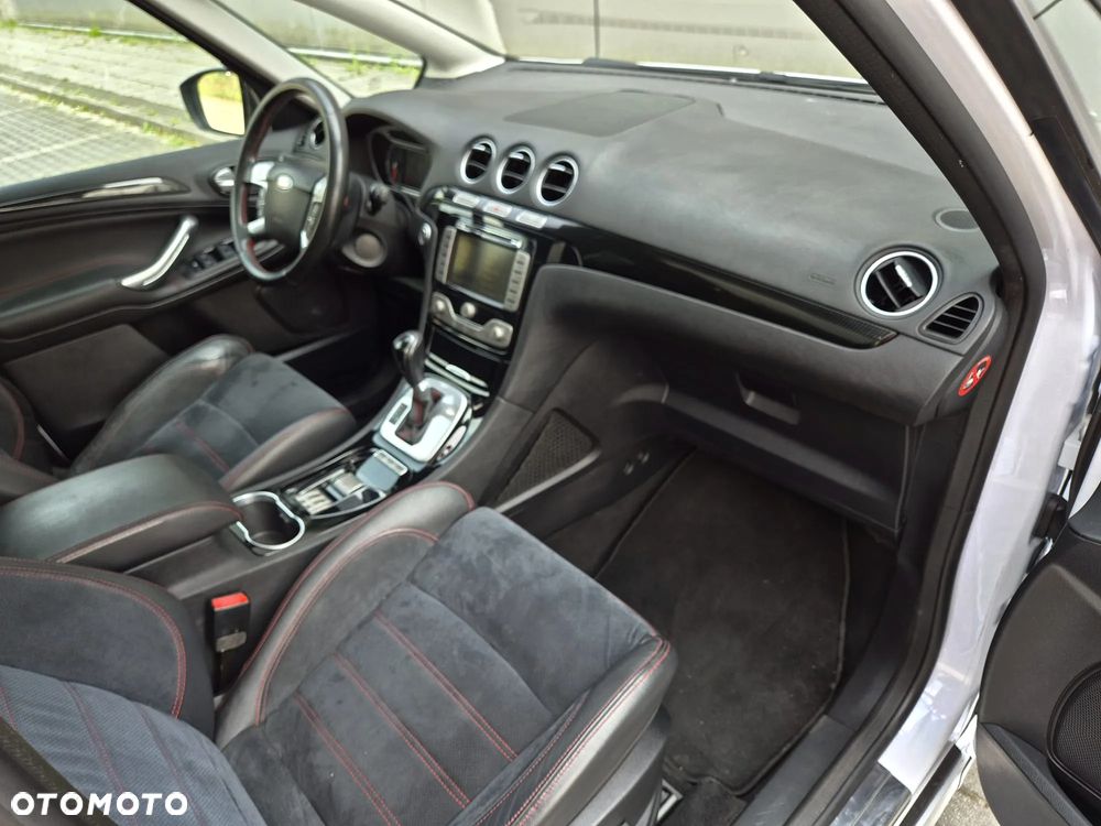 Ford S-Max - 18