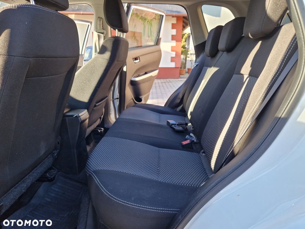 Suzuki Vitara 1.6 Premium 2WD - 18