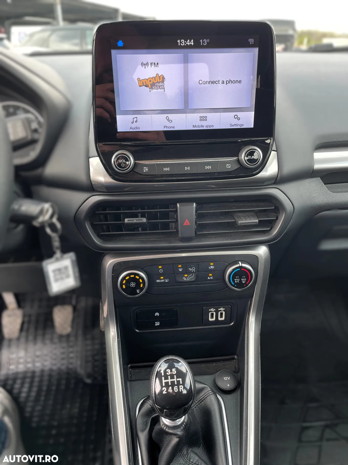 Ford EcoSport - 10