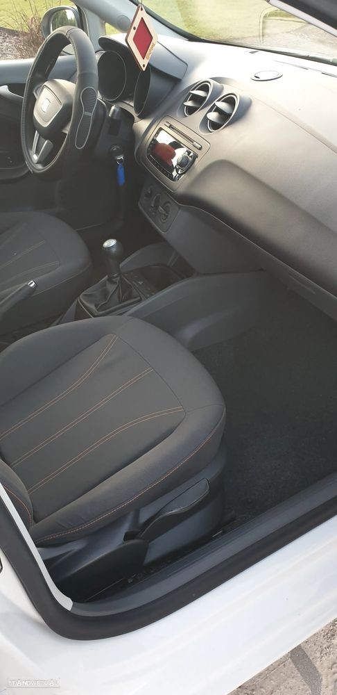 SEAT Ibiza ST - 13