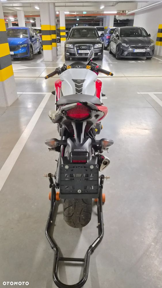Honda CBR - 7
