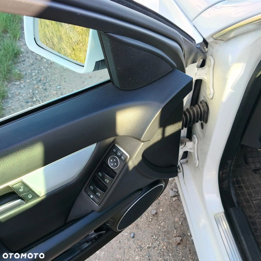 Mercedes-Benz Klasa C 200 CDI Avantgarde Edition - 8