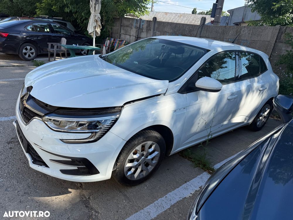 RENAULT Megane 2021 — imagine 3