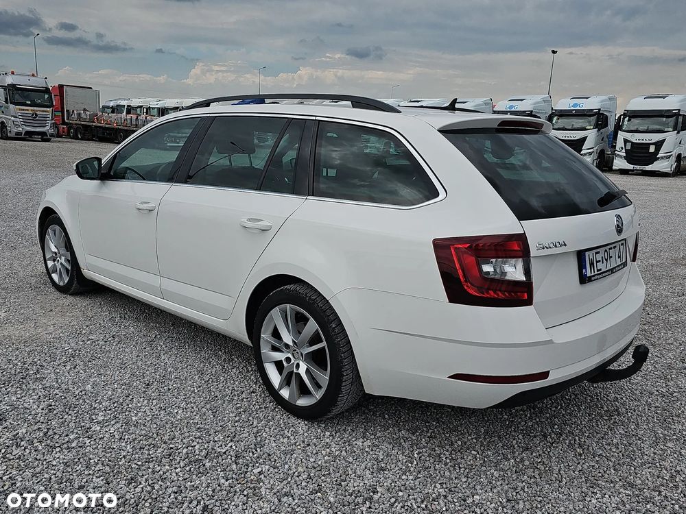 Skoda Octavia 2.0 TDI 4x4 Style DSG - 8