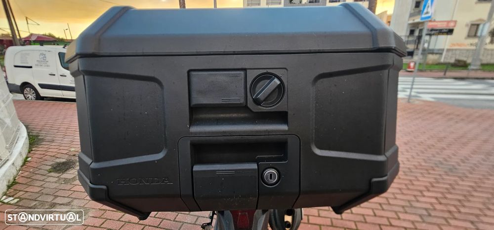 Honda Africa Twin - 13