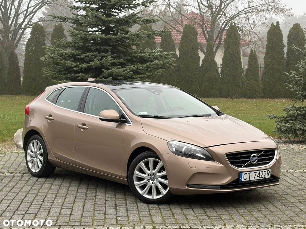 Volvo V40 D2 Summum - 9