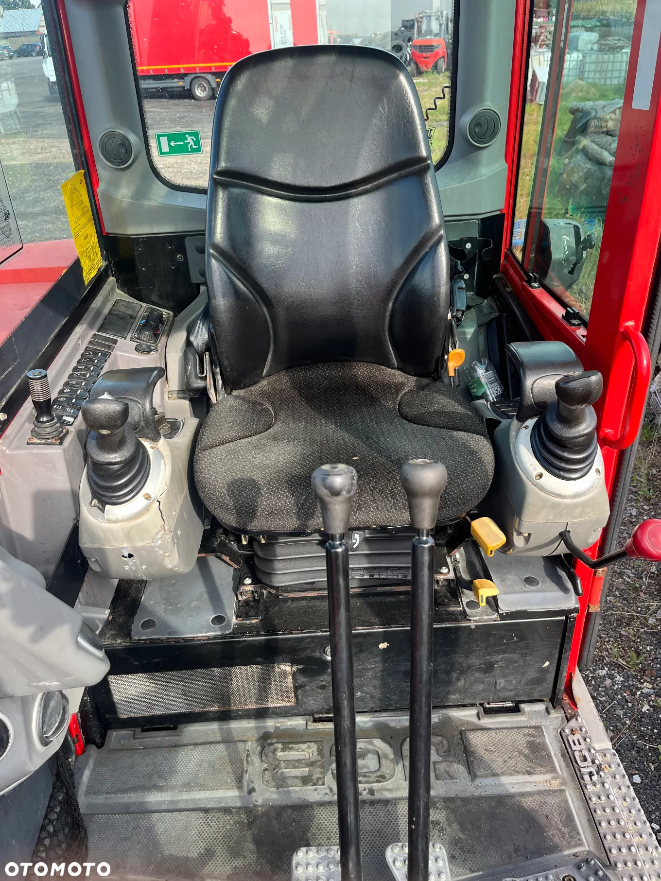 JCB 85z-1 - 11