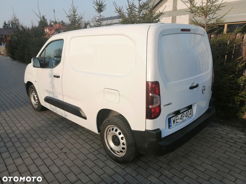Opel Combo 1.2 Turbo S&S - 13
