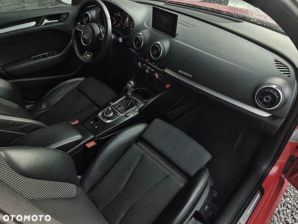 Audi A3 Sportback 2.0 TDI (clean diesel) quattro S tronic S line Sportpaket - 22
