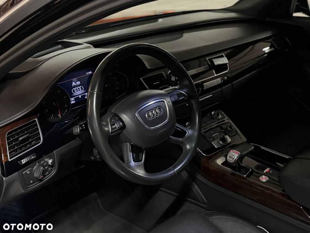 Audi A8 - 11