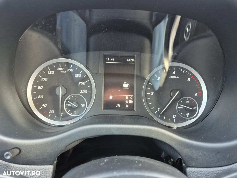 Mercedes-Benz Vito Lung 114 CDI 136CP RWD 9AT Base - 23